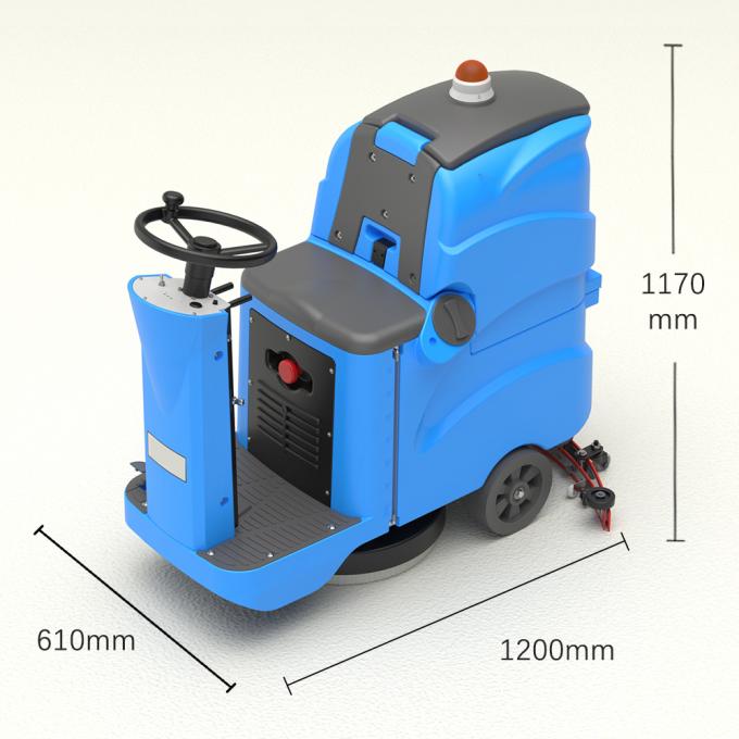 D7 Compact Ride On Floor Scrubber Dryer met grote watertank en lange levensduur van de batterij 1